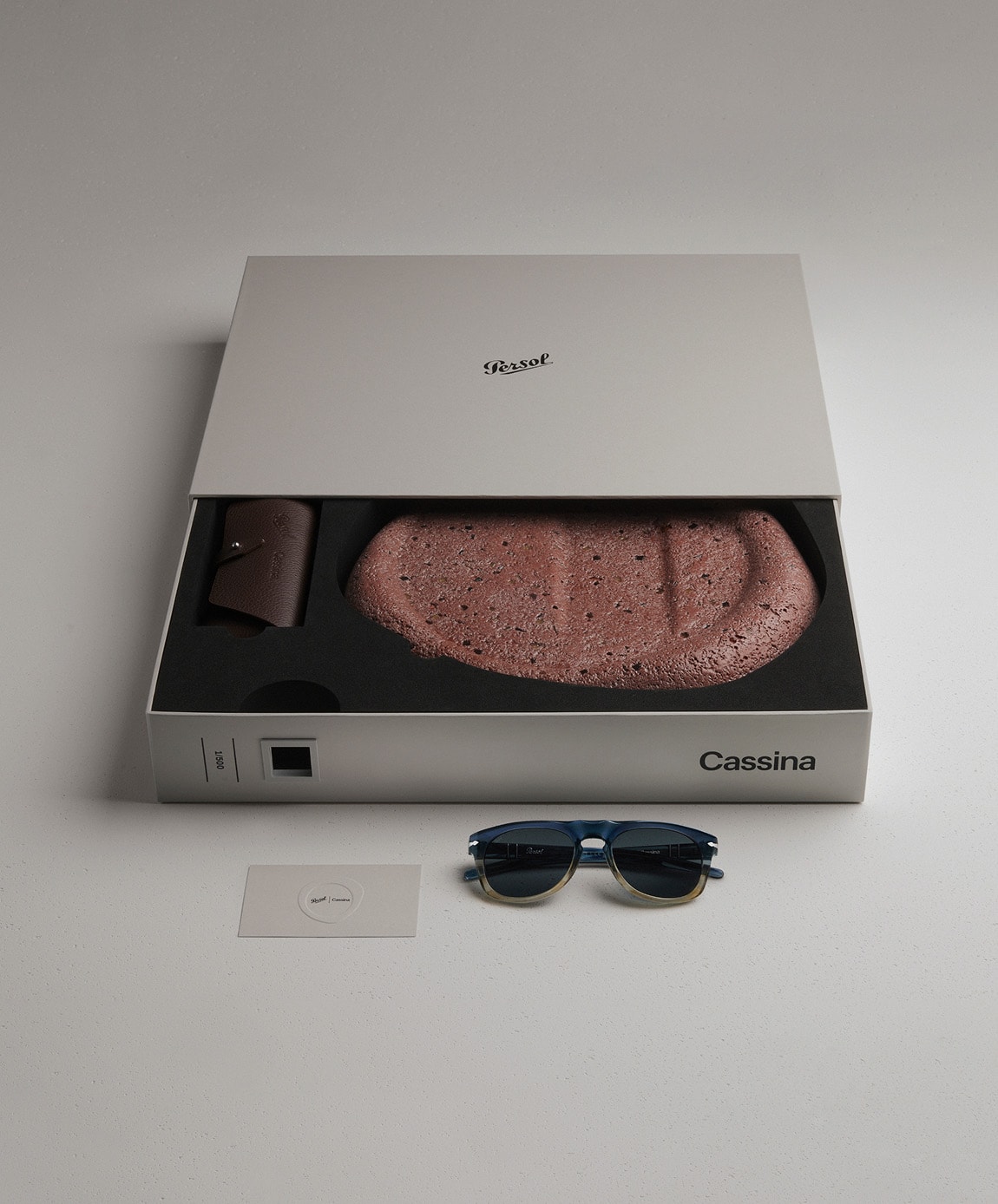 A conversation between two Italian design icons.