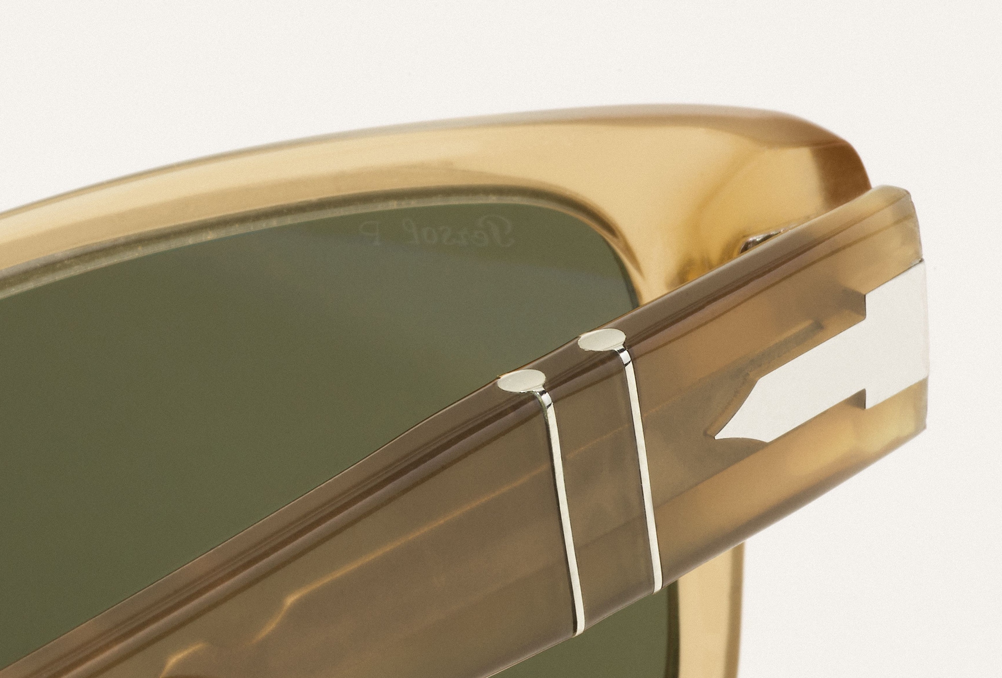 persol slide 1