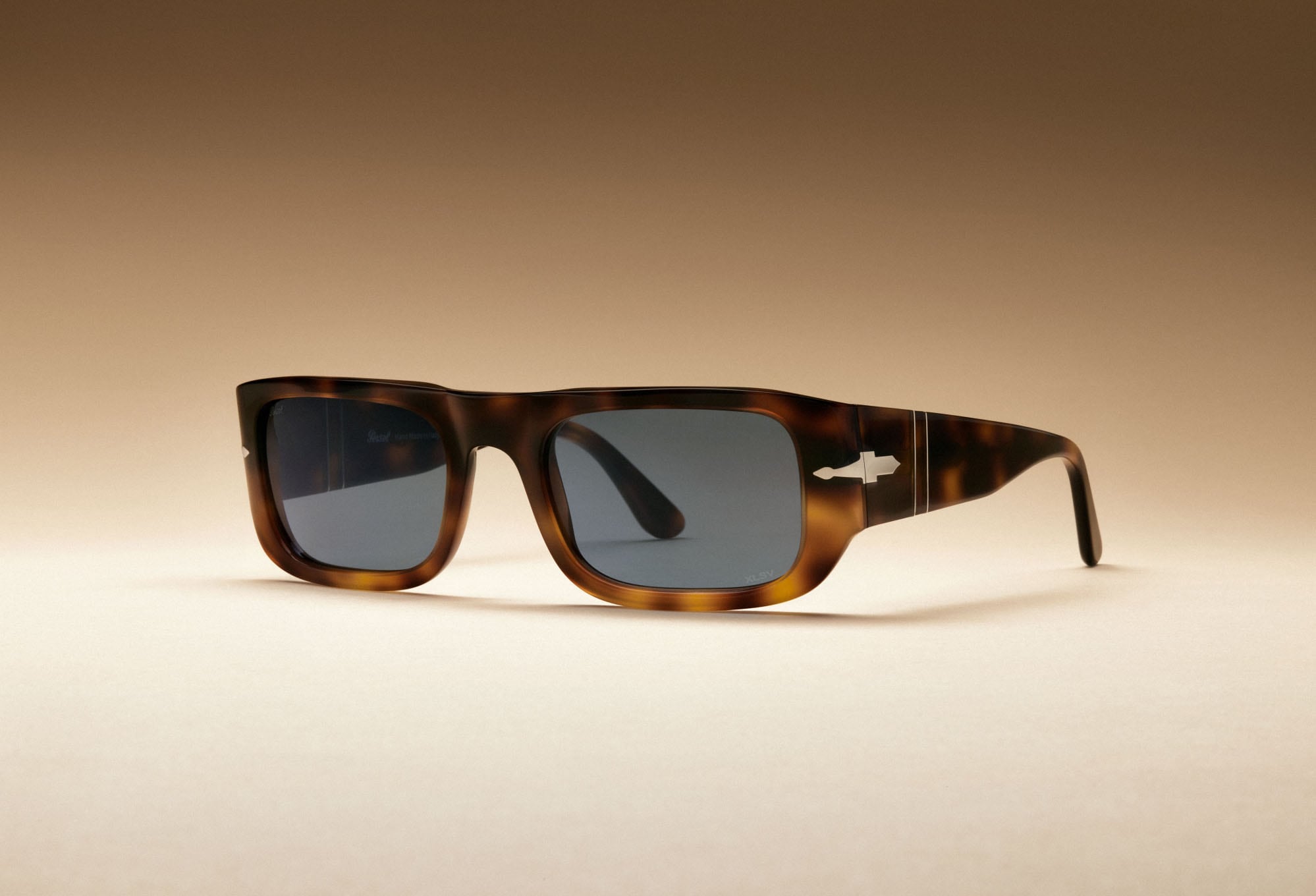 persol slide 1
